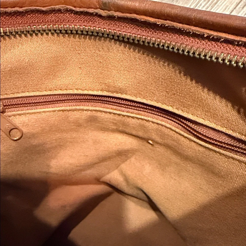 Vintage Etienne Aigner Brown Leather Crossbody Bag - Picture 11 of 15